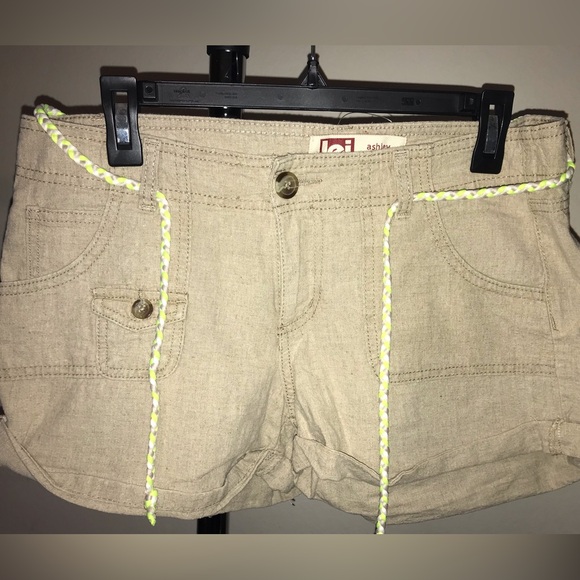 🍬 3 for $12🍬 Lei low rise shorts size 9 Y2K vibes - Picture 2 of 4